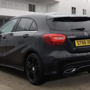 2017 Mercedes-Benz A Class 1.5 A180d AMG Line 7G-DCT Euro 6 (s/s) 5dr Hatchback - Image 3