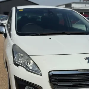 2014 Peugeot 3008 1.6 HDi Active 5 Door Hatchback Diesel Manual - Image 6