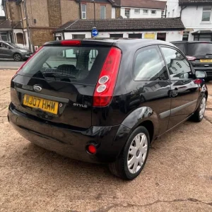 2007 Ford Fiesta 1.6 Style Climate 3dr Hatchback Petrol Automatic - Image 8