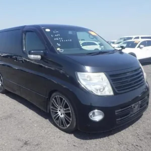 2009 Nissan Elgrand 2.5 Highway Star – Heated Black Leather Seats, Twin Power Doors, 8MP Camera