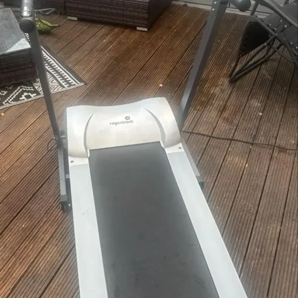 Treadmill with foldable design