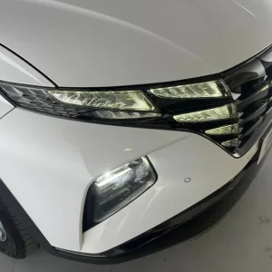 2021 Hyundai Tucson 1.6 T-GDi Premium SUV – White, Heated Seats, Apple CarPlay, Nav, Safety Features - Image 6