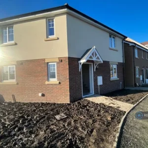 3 bedroom semi-detached house in Hoghton - Image 2