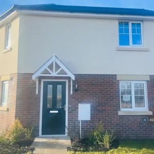 3 bedroom semi-detached house in Hoghton - Image 6