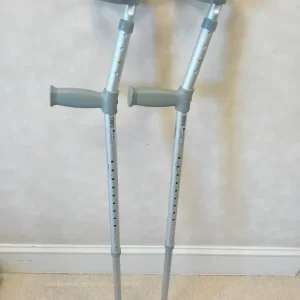 Adjustable crutches