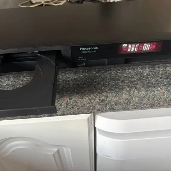 Panasonic Blue Ray Player DMR-PWT550EB FreeviewPlay Recorder