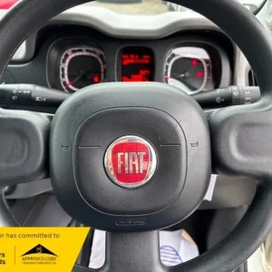 Fiat Panda EASY+2 KEYS+LOW MILAGE+FULL HISTORY+ULEZ COMPLIANT - Image 5
