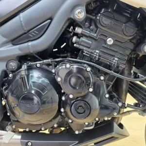 Triumph Tiger 1050 Sport - White - 2013 - Centre Stand, Single Sided Swingarm - Image 4