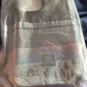 iPhone 16 Cases & Covers - Image 2