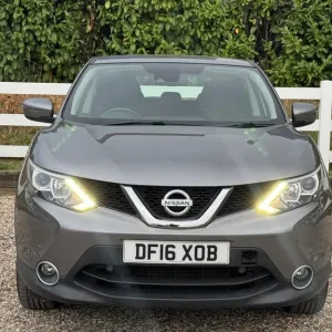 2016 Nissan Qashqai 1.2 DIG-T Acenta 2WD Euro 6 (s/s) 5dr Hatchback Petrol Manual - Image 4