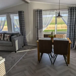 Caravan lodge - Image 8