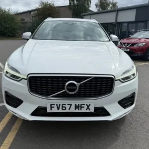 2017 Volvo XC60 2.0 D4 R DESIGN Pro 5dr AWD Estate - Image 3