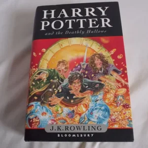 Harry Potter and the Deathly Hallows 1st Edition Hardback + 20 Audio CDs - Image 2