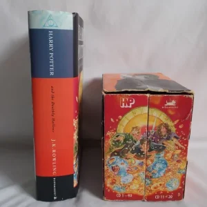 Harry Potter and the Deathly Hallows 1st Edition Hardback + 20 Audio CDs - Image 7