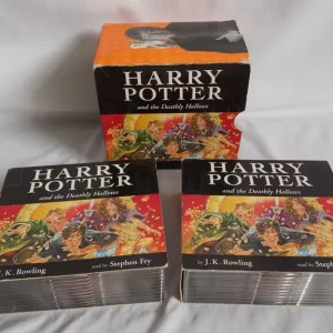 Harry Potter and the Deathly Hallows 1st Edition Hardback + 20 Audio CDs - Image 8