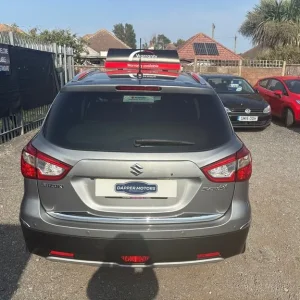 2014 Suzuki SX4 S-Cross 1.6 SZ5 Manual Hatchback - Image 6