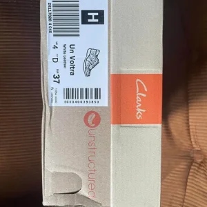 Clarks women's light leather shoes size 4 - Image 4