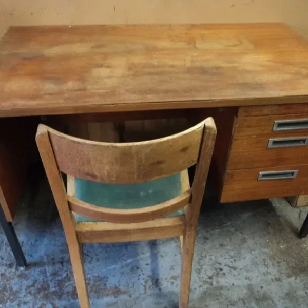 DESK AND CHAIR