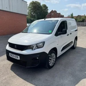 2021 Peugeot Partner 1000 1.5 Bluehdi 100 Professional Van - Image 4