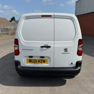 2021 Peugeot Partner 1000 1.5 Bluehdi 100 Professional Van - Image 8