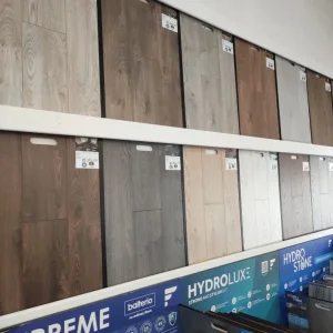 8mm laminate flooring - Image 2