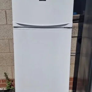 Zanussi fridgefreezer - Image 2