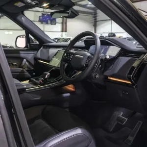 2024 Land Rover Range Rover Sport Dynamic SE 1 Owner Panoramic Roof with Deployable Side Steps - Image 8