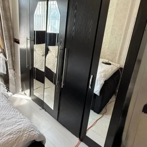 Black wardrobes set of 3 with mirrors - Image 2