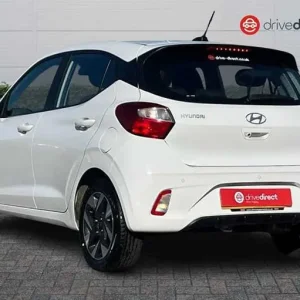 2024 Hyundai i10 1.0L Manual Hatchback - Image 5