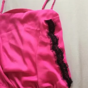 New Look Pink Cropped Satin-Feel Top with Black Lace Detail - Image 2