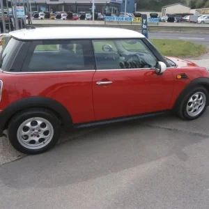 2012 MINI Cooper D 1.6 Diesel 3 Door Hatchback - Image 3
