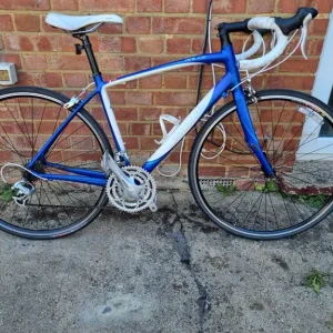 Specialised Dolce road bike - Image 4