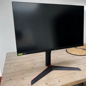 LG 27GL650F-B Gaming Monitor – DisplayPort Cable Only