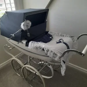 Silvercross Balmoral Coach pram - Image 2