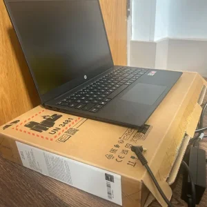 HP Laptop 15-fc0018na - Image 3