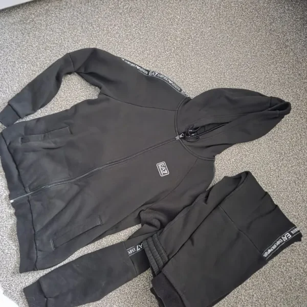 EMPORIO ARMANI FULL BLACK TRACKSUIT