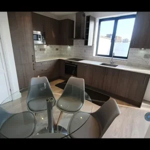 3 bedroom flat in Marden House, westhoughton, Bolton - Image 4