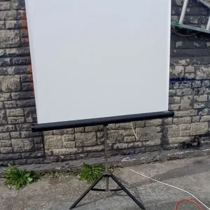 Projection screen. Portable - Image 2