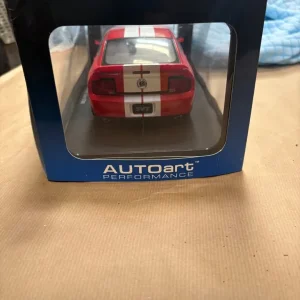 Die cast car - Image 2