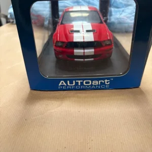 Die cast car - Image 4