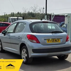 2009 Peugeot 207 1.4 Verve Euro 5 5-door hatchback petrol manual - Image 6