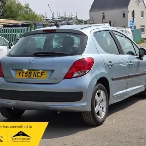 2009 Peugeot 207 1.4 Verve Euro 5 5-door hatchback petrol manual - Image 8