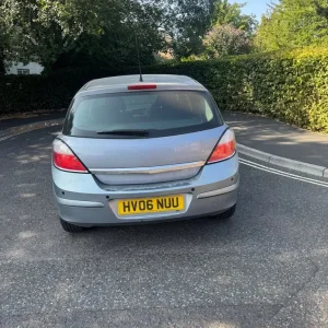 Vauxhall Astra Hatchback 2006 Manual 5-door - Image 4
