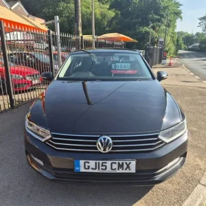 2015 Volkswagen Passat S TDI BLUEMOTION TECHNOLOGY Saloon Diesel Manual - Image 2