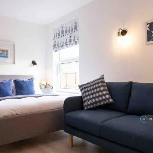 Studio flat in Albert Terrace, Somerton, Babergh - Image 4