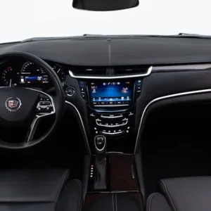 2015 Cadillac XTS 3.6L 4-door saloon petrol automatic - Image 2