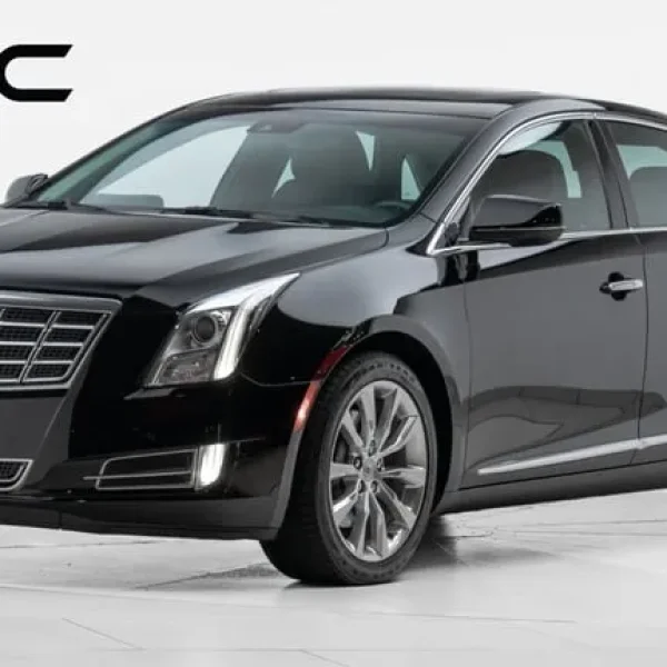 2015 Cadillac XTS 3.6L 4-door saloon petrol automatic