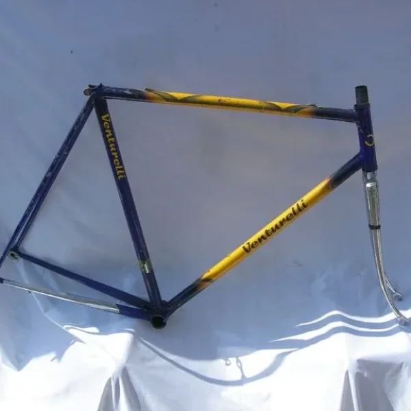 MOSER 51.151 FRAME AND FORKS 1980s/90s - 56.5CM CTC - CAMPAGNOLO