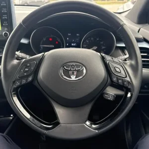 2021 Toyota C-HR 1.8 Hybrid 5-door SUV - Image 8