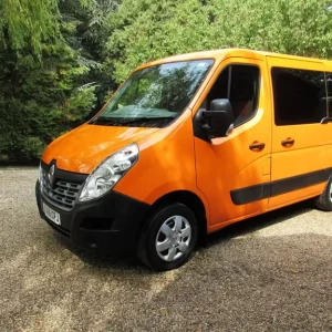 Renault Master SL28 Business+ Energy 2.3DCi Wheelchair Access Vehicle - Image 2